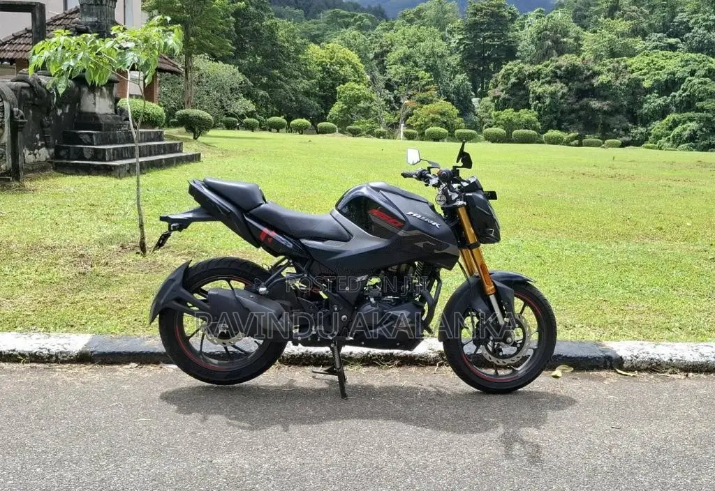 Hero Hunk 160R 2026 Motorbike Unregistered (Recondition)