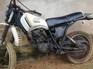 Yamaha Xt 200cc 1984 Motorbike (Used)