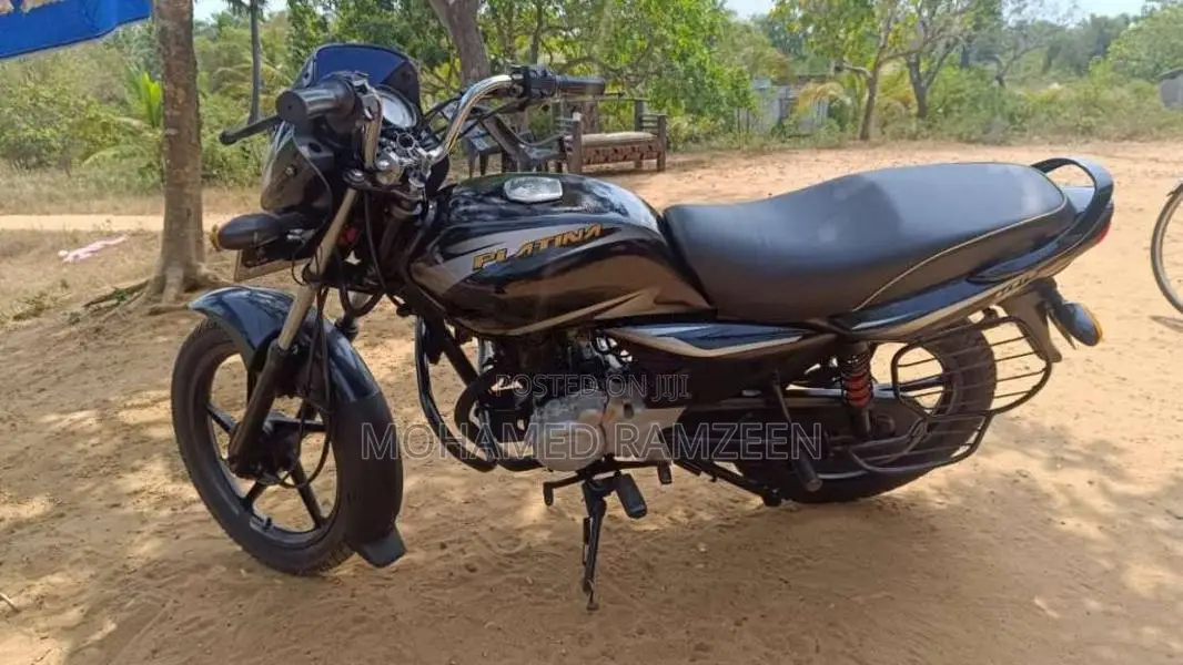 Bajaj Platina 2010 Motorbike (Used)