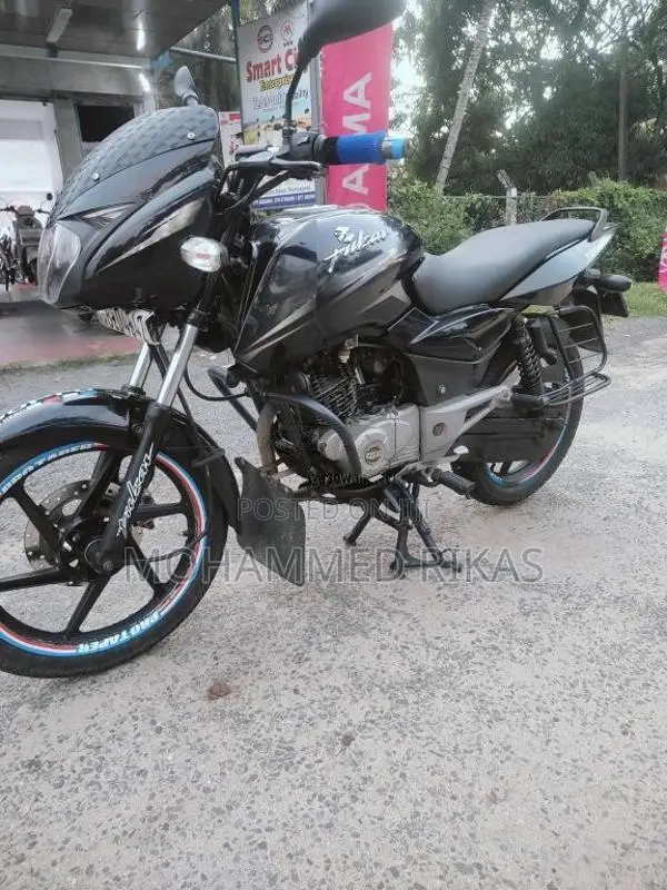 Bajaj Pulsar 2016 Motorbike (Used)