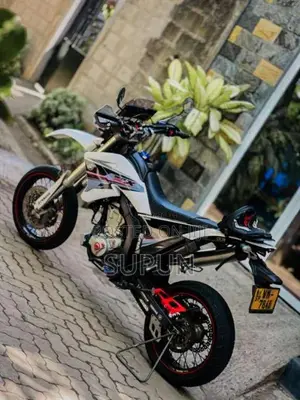 Yamaha Wrx 2011 Motorbike (Used)