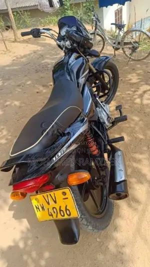 Bajaj Platina 2010 Motorbike (Used)