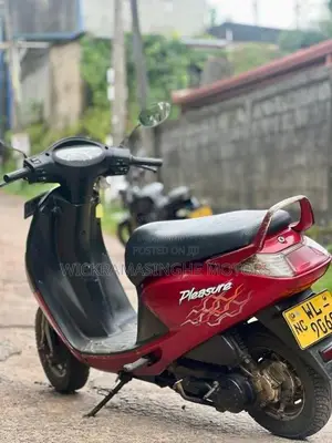 Hero Pleasure 2011 Motorbike (Used)