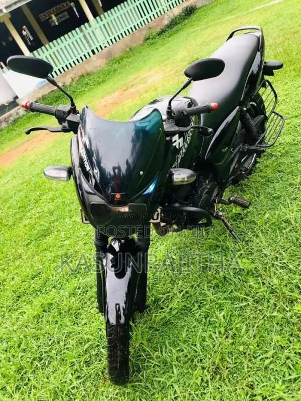 Bajaj Pulsar 2005 Motorbike (Used)