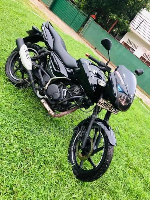 Bajaj Pulsar 2005 Motorbike (Used)