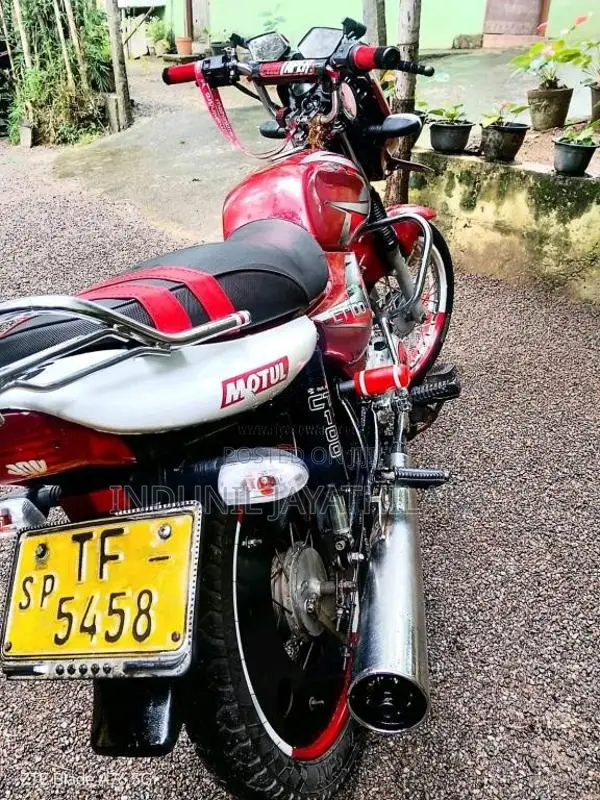 Bajaj CT-100 2007 Motorbike (Used)