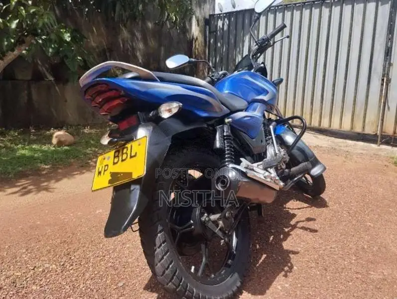 Bajaj Discover 2014 Motorbike (Used)