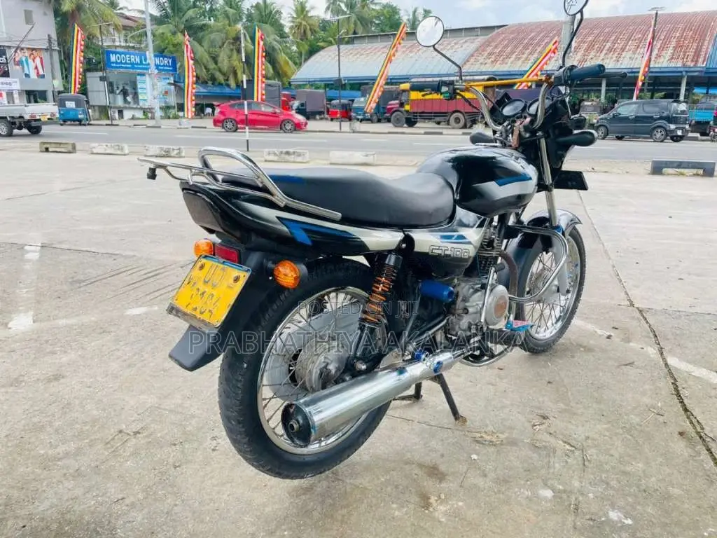 Bajaj CT-100 2008 Motorbike (Used)