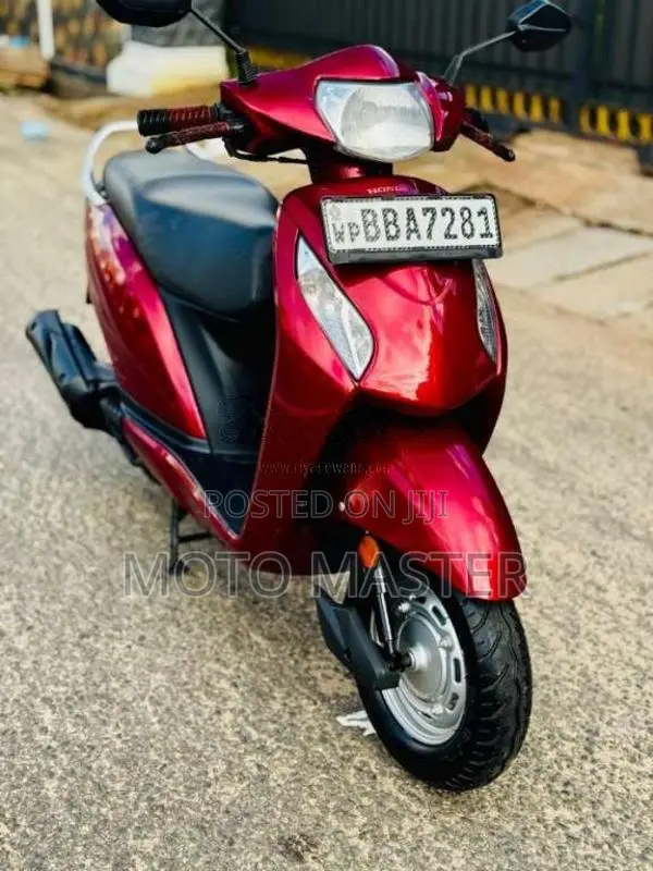 Honda Activa 2014 Motorbike (Used)