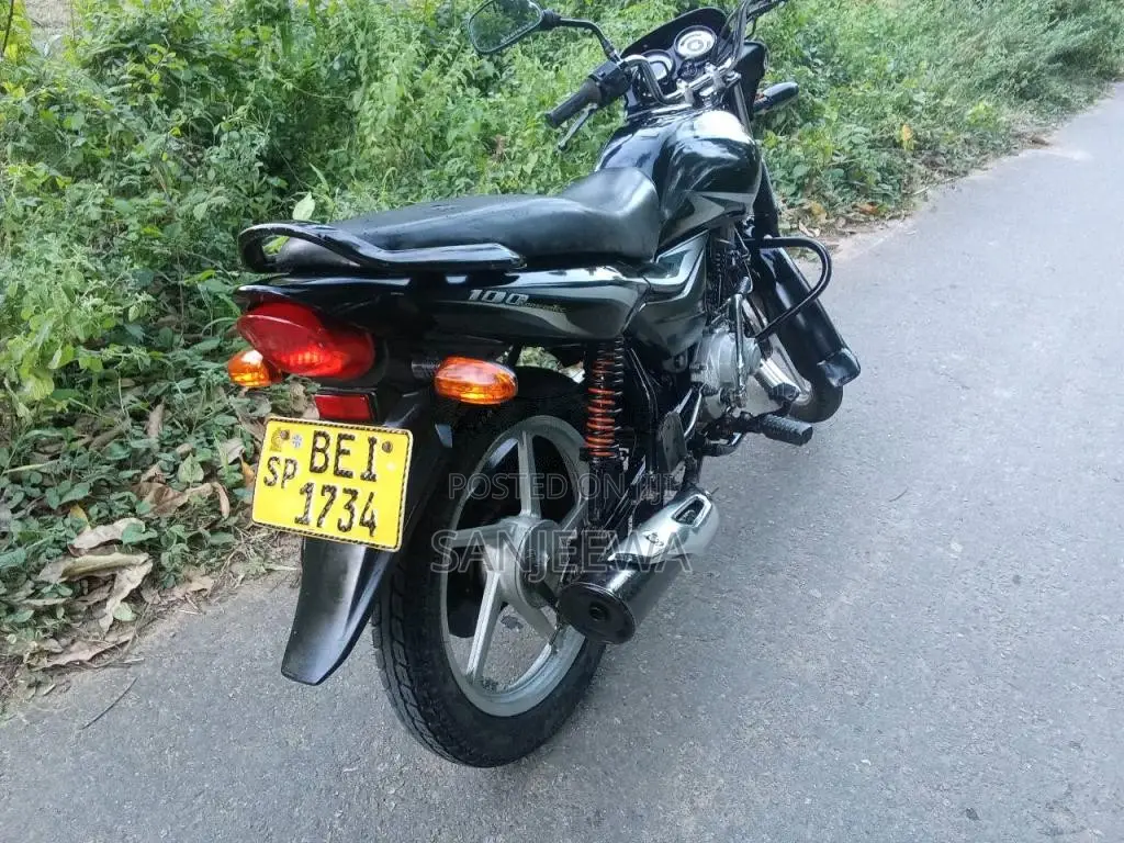 Bajaj Platina 100 2016 Motorbike (Used)