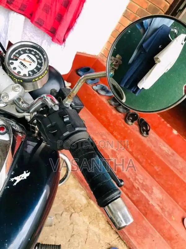 Bajaj Avenger 2008 Motorbike (Used)