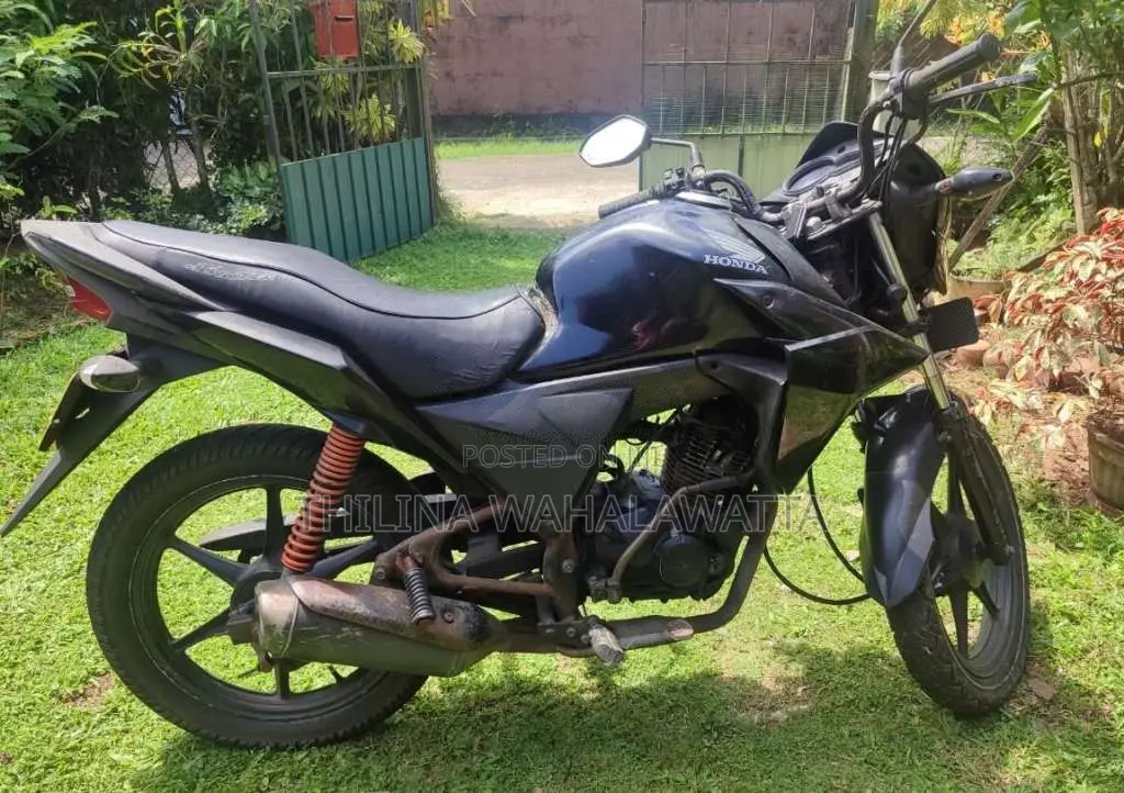 Honda Twister 2015 Motorbike (Used)