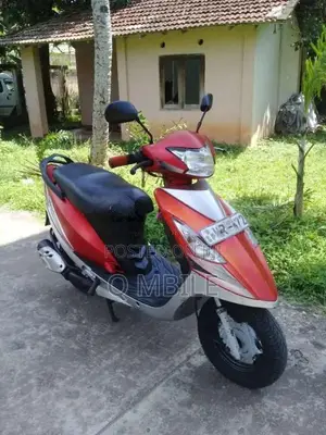TVS Scooty Streak 2011 Motorbike (Used)
