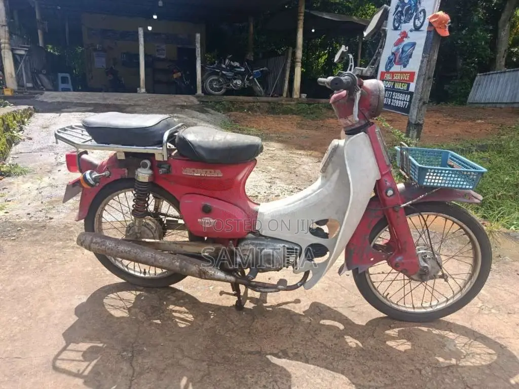 Honda C50 1990 Motorbike (Used)