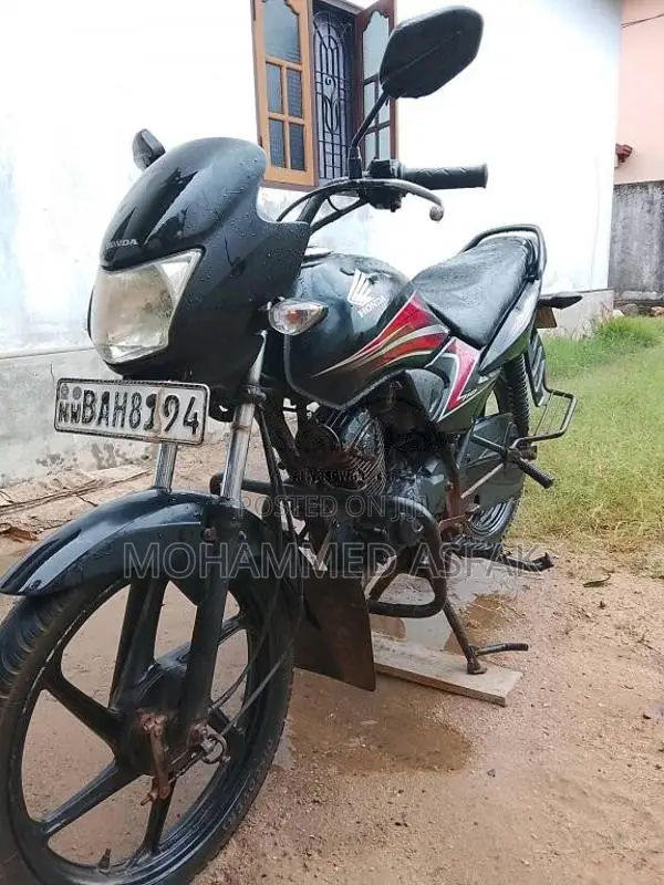 Honda Dream Yuga 2012 Motorbike (Used)