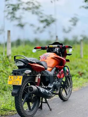 Hero-Honda Hunk 2011 Motorbike (Used)