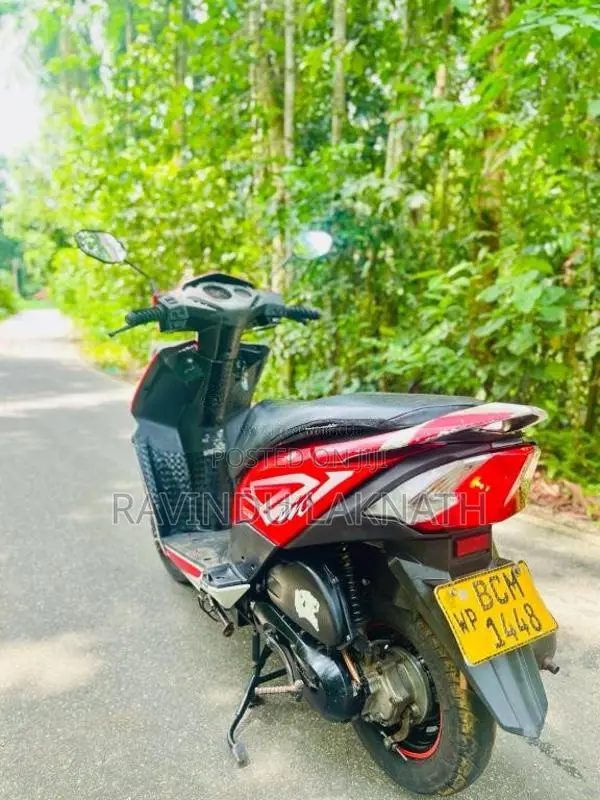 Honda Dio 2015 Motorbike (Used)