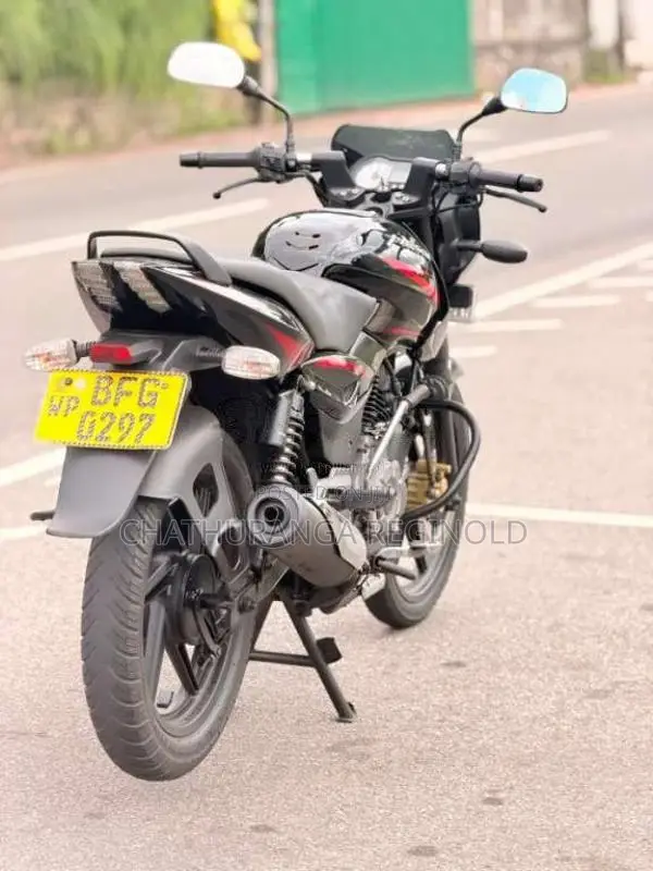 Bajaj Pulsar 150 2017 Motorbike (Used)