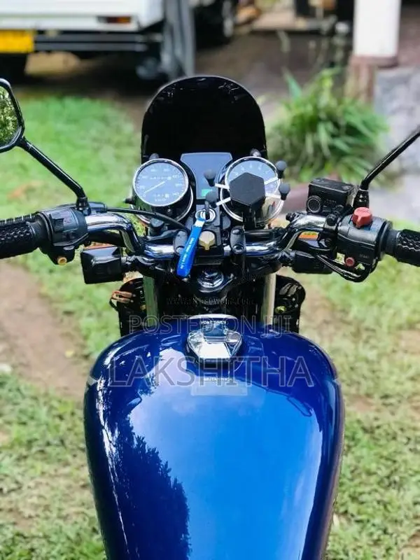 Honda Nighthawk 2000 Motorbike (Used)