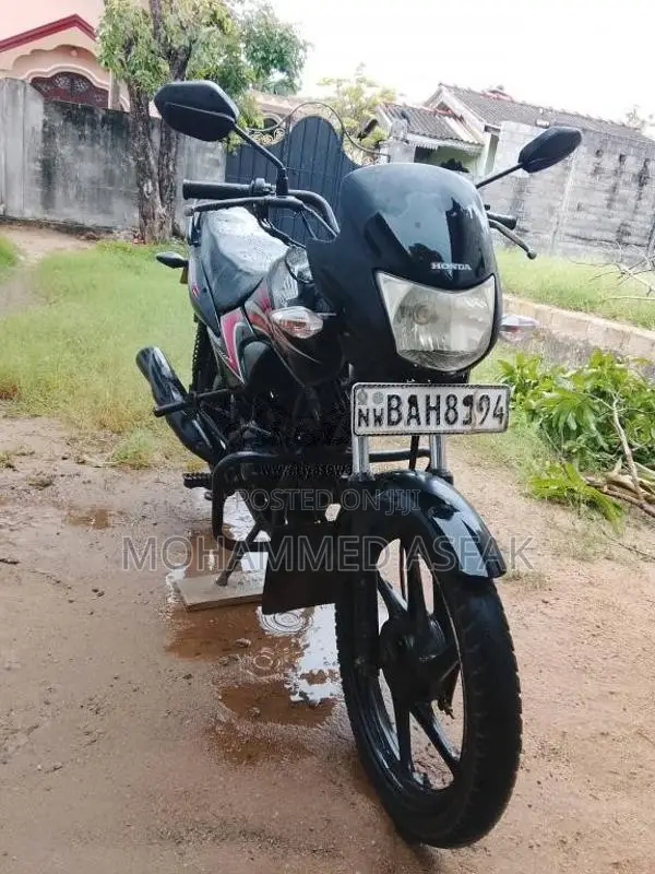 Honda Dream Yuga 2012 Motorbike (Used)