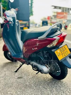 Honda Activa 2014 Motorbike (Used)