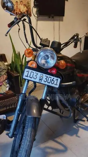 Honda CM 125 1980 Motorbike (Used)