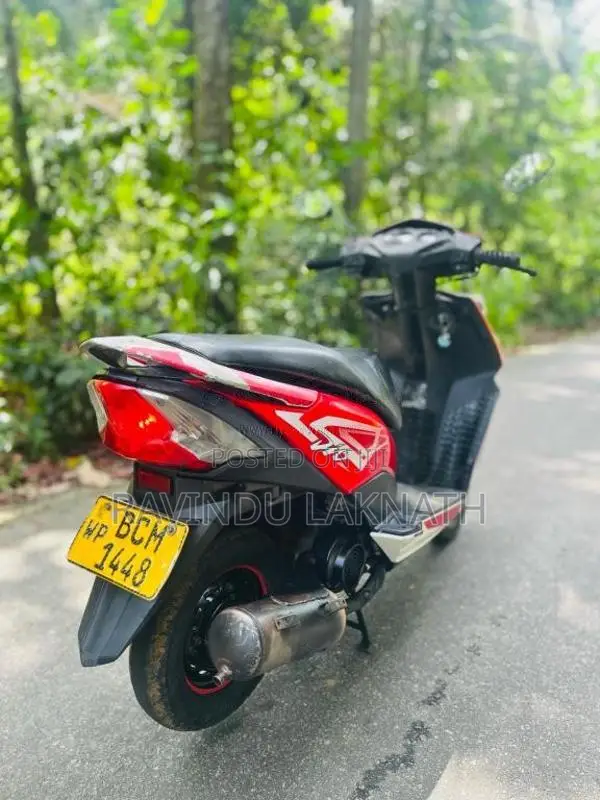 Honda Dio 2015 Motorbike (Used)