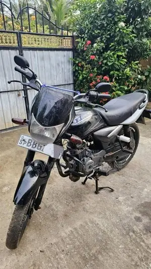 Bajaj PLATINA 100 2014 Motorbike (Used)