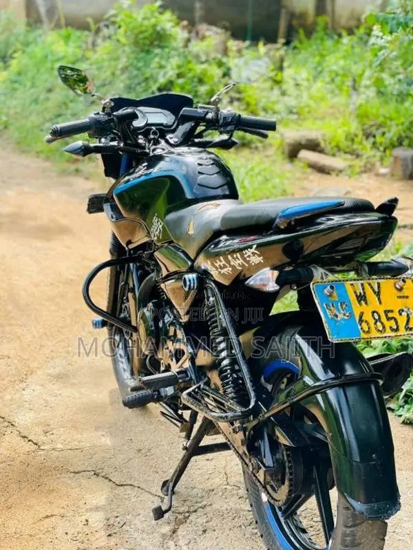 Bajaj Pulsar 2011 Motorbike (Used)