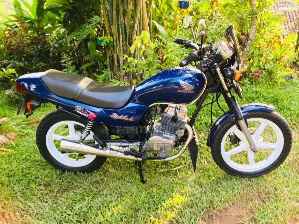 Honda Nighthawk 2000 Motorbike (Used)