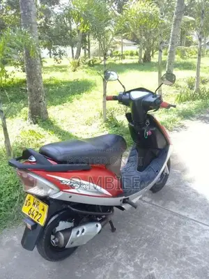 TVS Scooty Streak 2011 Motorbike (Used)