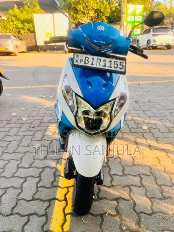 Honda Dio 2019 Motorbike (Used)