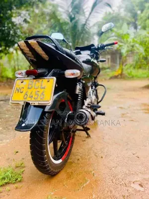 Bajaj Pulsar 2015 Motorbike (Used)