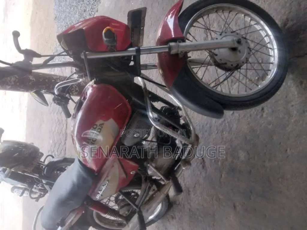 Hero-Honda Splendor 2005 Motorbike (Used)