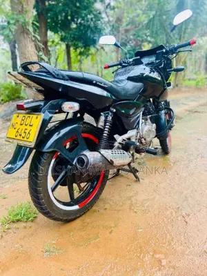 Bajaj Pulsar 2015 Motorbike (Used)