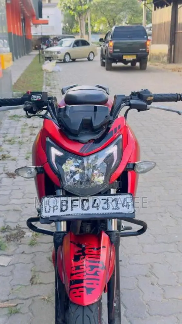 TVS RTR 2017 Motorbike (Used)