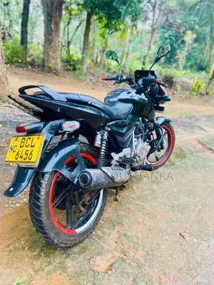 Bajaj Pulsar 2015 Motorbike (Used)
