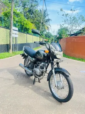 Bajaj CT-100 2005 Motorbike (Used)