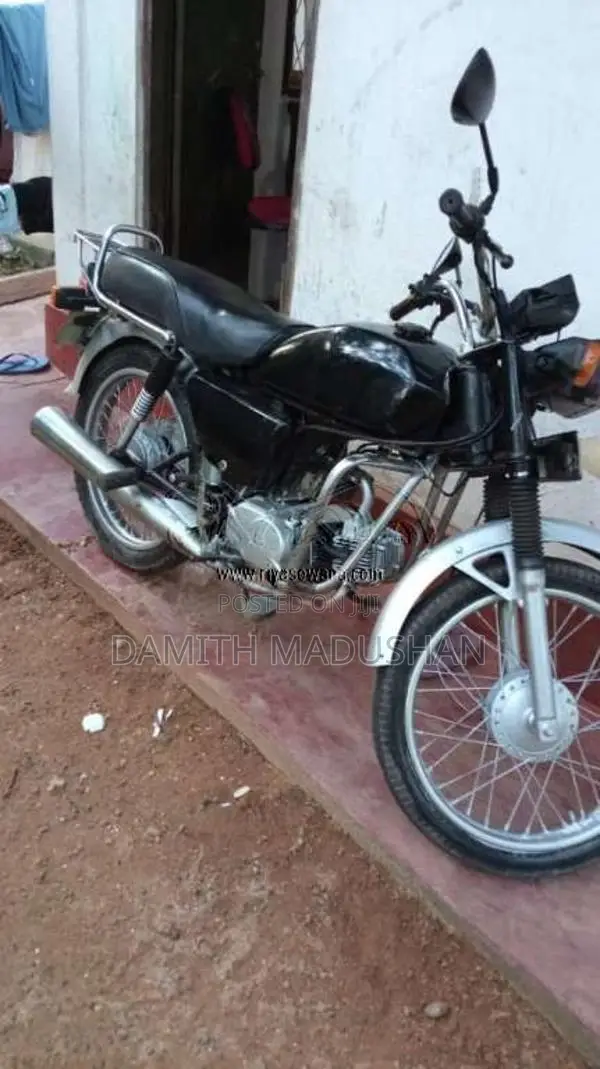 Hero-Honda CD 100 2012 Motorbike (Used)