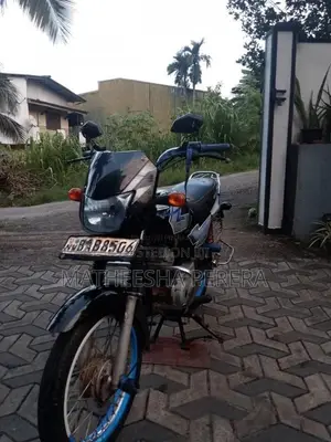 Bajaj CT-100 2013 Motorbike (Used)