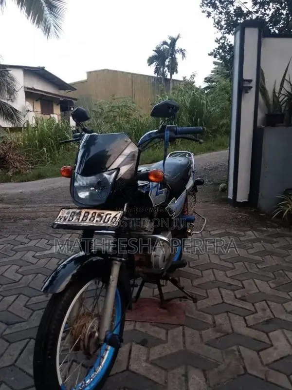 Bajaj CT-100 2013 Motorbike (Used)