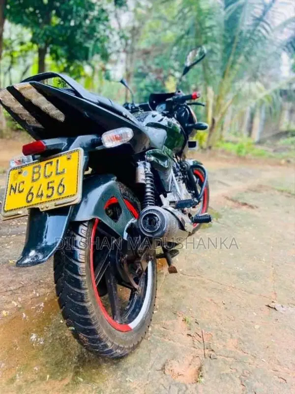 Bajaj Pulsar 2015 Motorbike (Used)