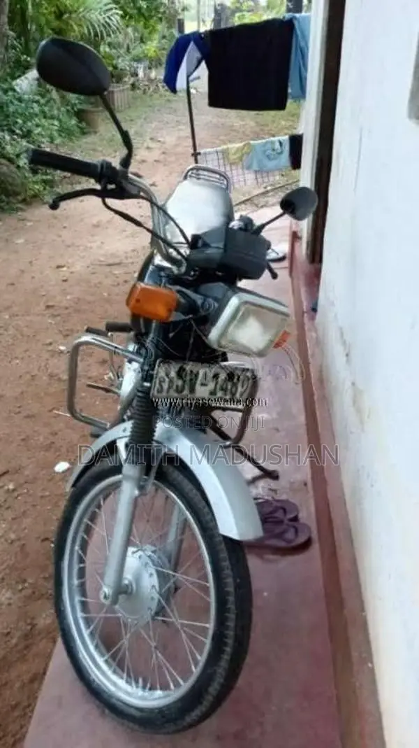 Hero-Honda CD 100 2012 Motorbike (Used)