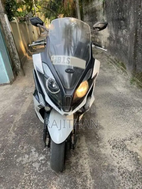 BMW Bitdown 2019 Motorbike (Used)