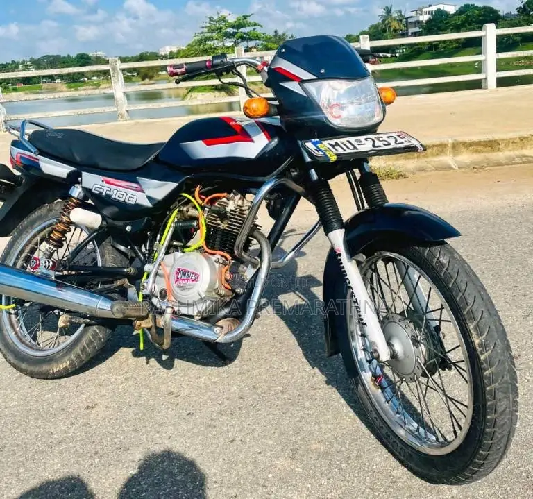 Bajaj CT-100 2006 Motorbike (Used)