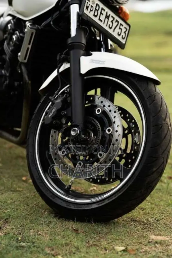 Honda Cb 400 2012 Motorbike (Used)