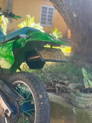 Kawasaki KDX 2001 Green