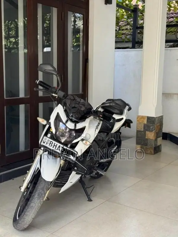 TVS Apache RTR 200 2017 Motorbike (Used)