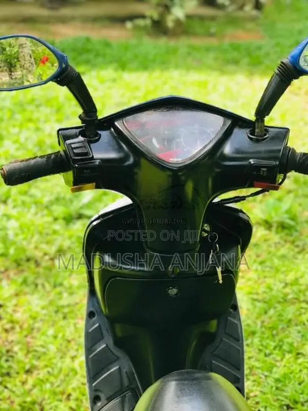 TVS Scooty Streak 2010 Motorbike (Used)