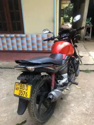 Suzuki GS150R 2014 Motorbike (Used)